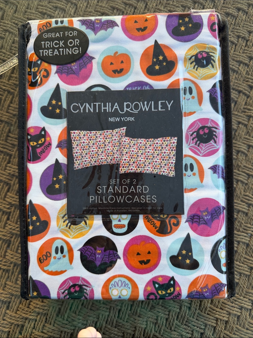 Cynthia Rowley NY Set of 2 Standard Pillowcases Halloween Icons NIP 100% cotton